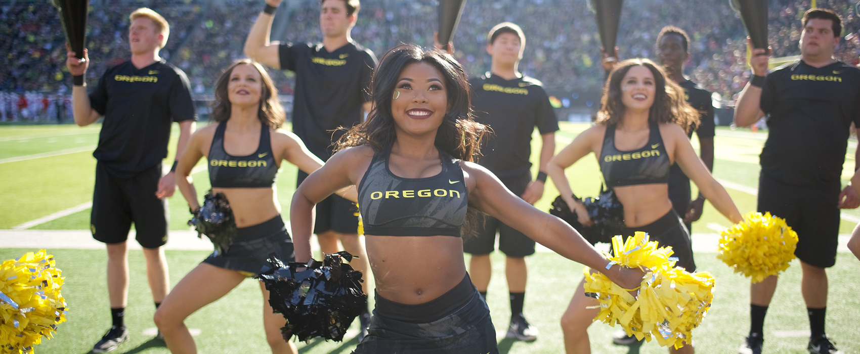 Oregon Cheerleading The University of Oregon Official